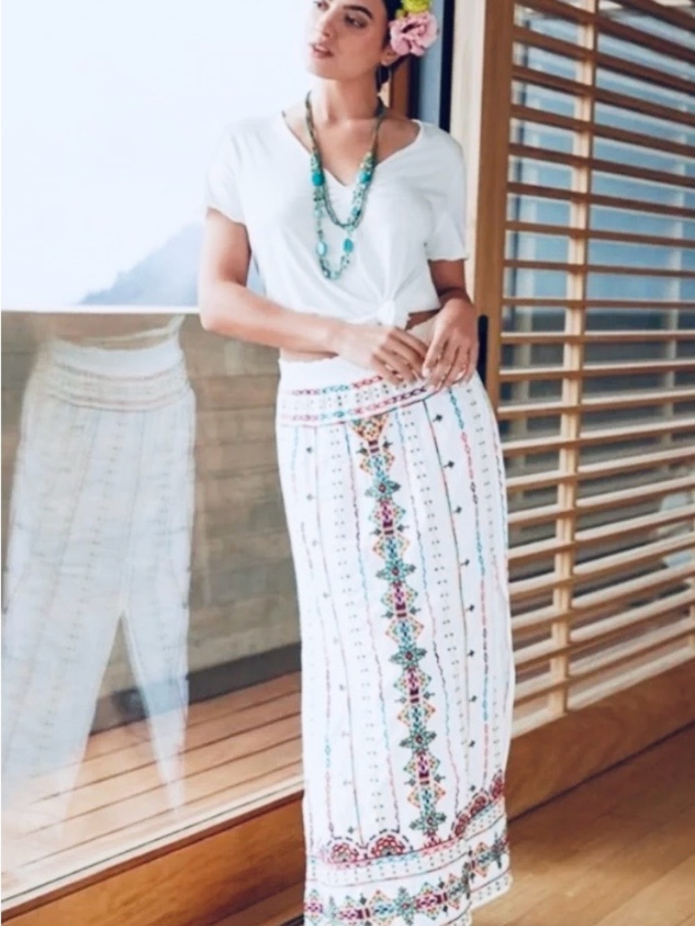 Johnny Was Verena Side Slit Vibrant Embroidered White Linen Maxi Skirt L